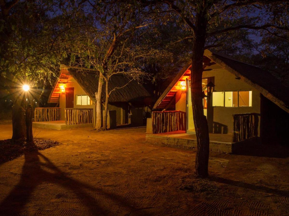Villa Wild Ride Safaris And Bush Camp Hoedspruit Exterior foto